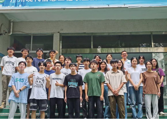 提灯引路·致谢恩师|信息工程学院学子送祝福